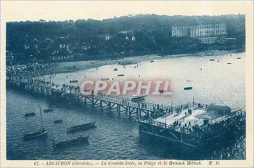 Cartes postales Arcachon Gironde la grande jetee la plage et le grand hotel