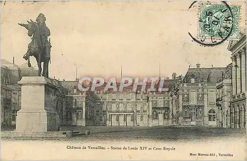 Cartes postales Chateau de Versailles statue de Louis XIV et cour royale