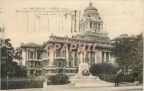 Cartes postales Bruxelles palais de Justice monument aux Victimes du premier Navire Ecole 19 avril 1906