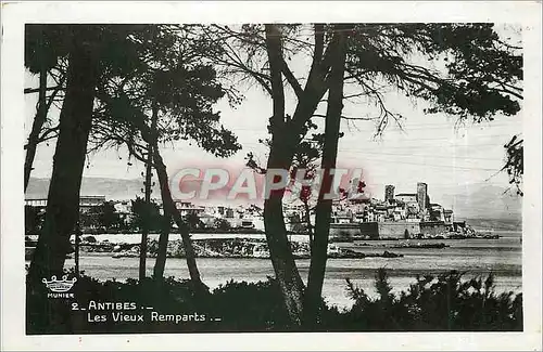 Cartes postales moderne Antibes Les Vieux Remparts