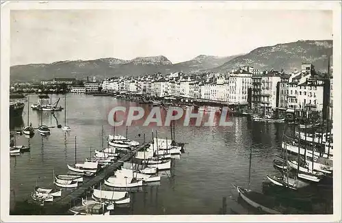 Cartes postales Toulon - Le Port et le Faron Bateaux