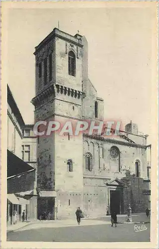 Cartes postales Nimes - La Cathedrale
