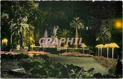 Cartes postales moderne Toulon - La Place de la Liberte la nuit et les Jardins