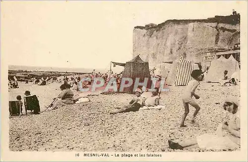 Cartes postales Mesnil-Val  -  La Plage et les Falaises