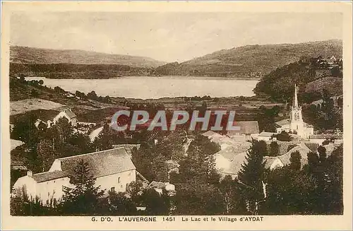 Cartes postales L'Auvergne 1451 Le lac et le Village d'Aydat