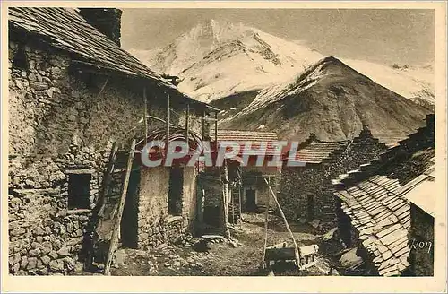 Cartes postales Les Alpes Vieilles maisons du Village de Ventelon pres des terrasses
