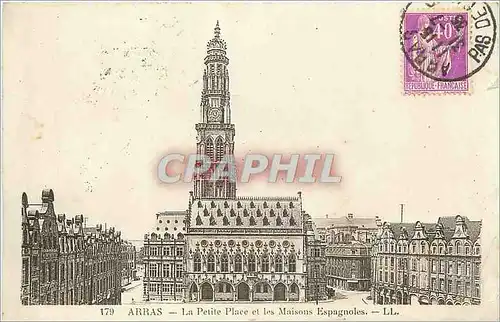 Cartes postales Arras la petite place et les maisons espagnoles