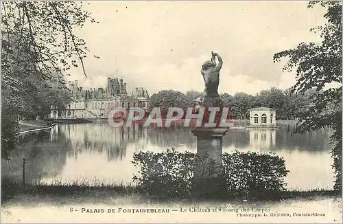 Ansichtskarte AK Palis de Fontainebleau - le ch�teau et l'etang des carpes