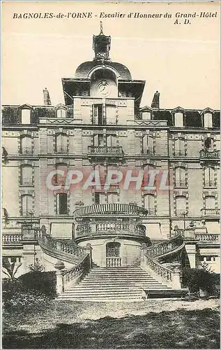 Cartes postales Bagnoles-de-l'Orne - escalier d'honneur du Grand Hotel