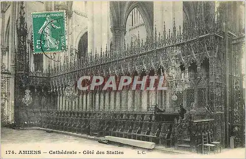 Ansichtskarte AK Amiens Cathedrale Cote des Stalles