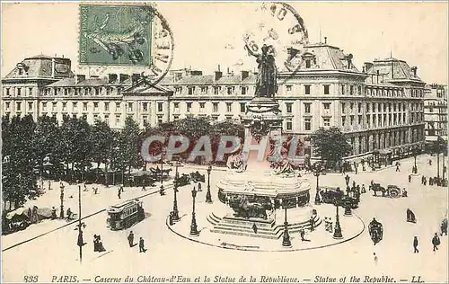 Cartes postales Paris Caserne du Chateau d'Eau et la Statue de la Republique