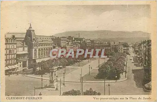 Cartes postales Clermont Ferrand vue panoramique sur la place de Jaude