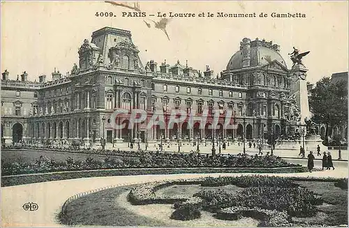 Cartes postales Paris le Louvre et le Monument de Gambetta