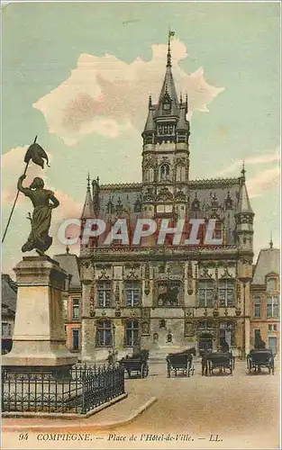 Cartes postales Compiegne place de l'hotel de ville