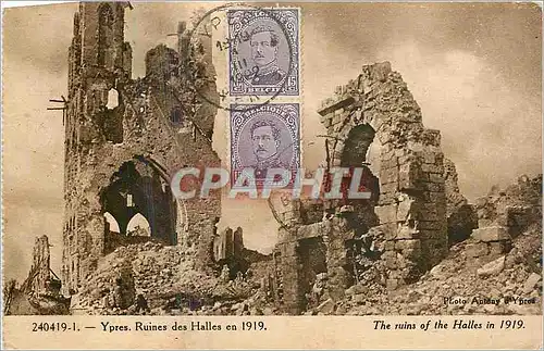 Ansichtskarte AK Ypres Ruines des Halles en 1919 Militaria