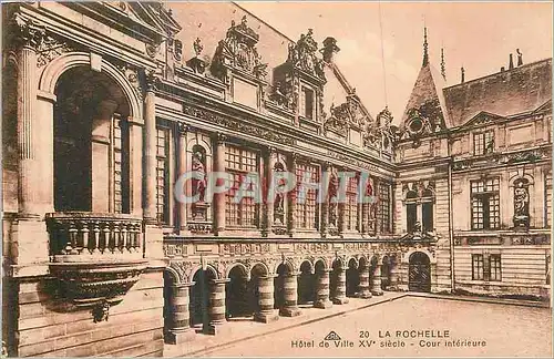 Ansichtskarte AK La Rochelle Hotel de Ville Cour interieure