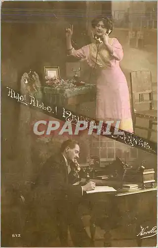 Cartes postales Femme Telephone
