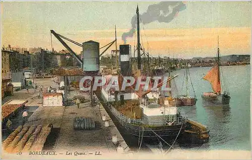 Cartes postales Bordeaux Les Quais Bateau