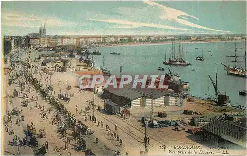 Ansichtskarte AK Bordeaux Les Quais Vue prise de la Douane