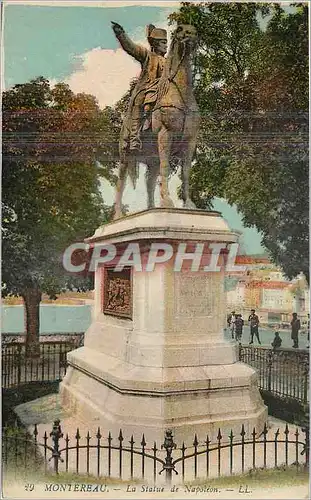 Cartes postales Montereau La Statue de Napoleon