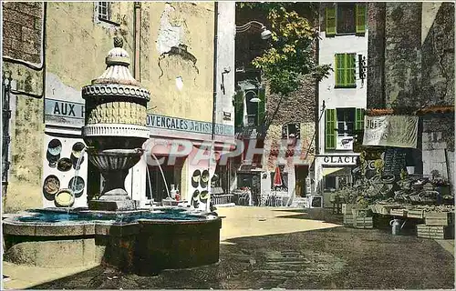 Cartes postales moderne Vence La Fontaine et la Place du Peyra