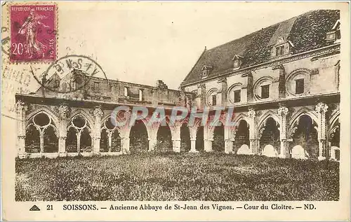 Ansichtskarte AK Soissons Ancienne Abbaye de St Jan des Vignes Cour du Cloitre