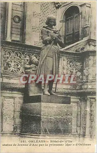 Ansichtskarte AK Orleans Hotel de Ville Statue de Jeanne d'Arc par le princesse Marie d'Orleans