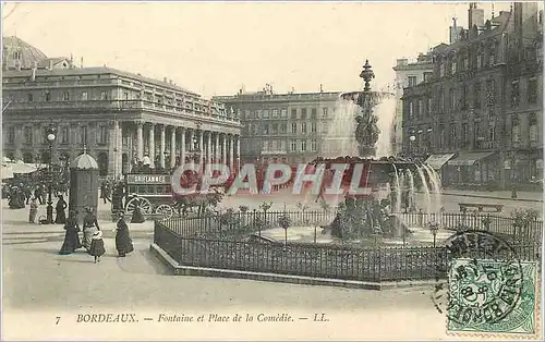 Cartes postales Bordeaux Fontaine et Place de la Comedie Caleche Oriflamme