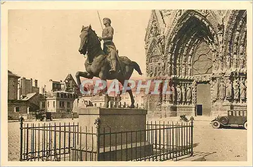 Cartes postales Reims statue de Jeanne d'Arc