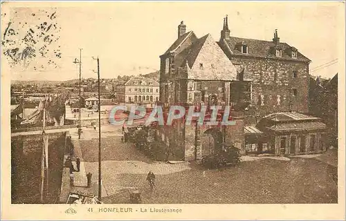 Cartes postales Honfleur la lieutenance