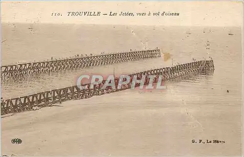 Cartes postales Trouville les jetees vue a vol d'oiseau Phare