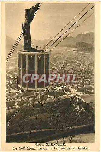 Cartes postales GRENOBLE Le t�l�ph�rique arrivant � la gare de la Bastille
