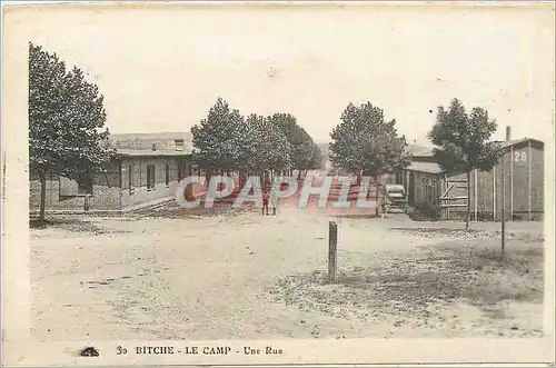 Cartes postales Bitche Le Camp Une Rue Militaria