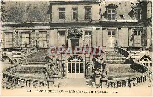 Ansichtskarte AK Fontainebleau L'Escalier du Fer a Cheval