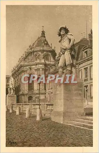 Cartes postales Versailles La Chapelle Construite par Mansart et la Cour des Ministres