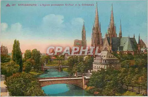 Cartes postales Strasbourg L'Eglise protestante St Paul et la Cathedrale