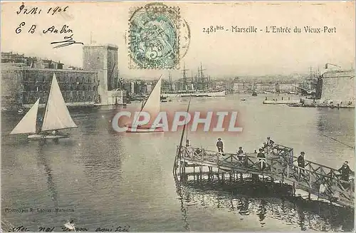 Ansichtskarte AK Marseille L'Entree du Vieux Port Bateaux