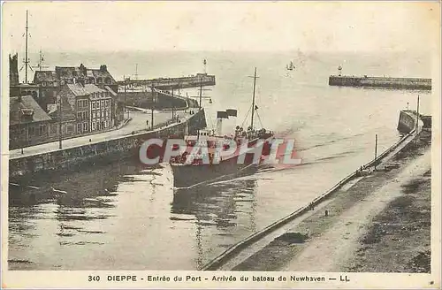 Cartes postales Dieppe Entree du Port Arrivee du bateau de Newhaven