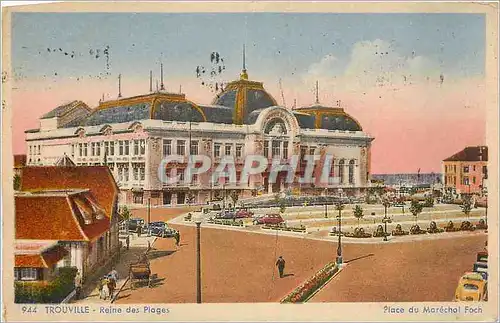 Cartes postales Trouville Reine des Plages Place du Marechal Foch