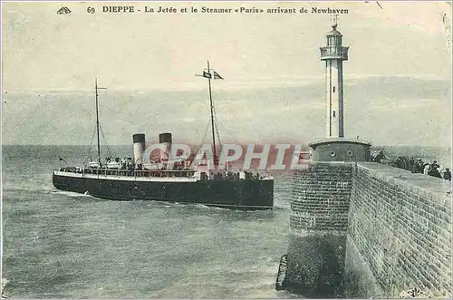 Cartes postales Dieppe La Jetee et le Steamer Paris arrivant de Newhaven Bateau