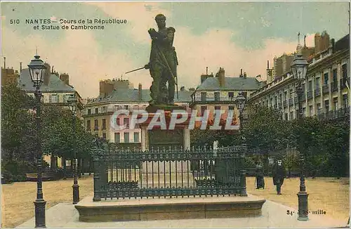 Ansichtskarte AK Nantes Cours de la Republique et Statue de Cambronne