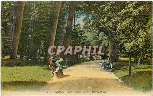 Cartes postales Vichy Les Grands Parcs Allee centrale