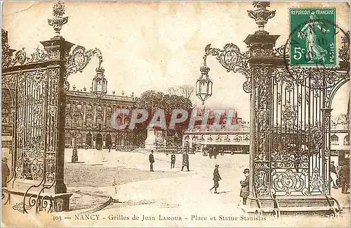 Cartes postales NANCY-Grilles de Jean Lamour-Place et Statue Stanislas