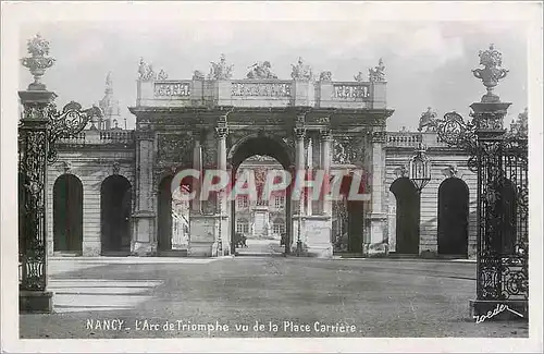Cartes postales NANCY-l'Arc de Triomphe- vu de la place Carriere