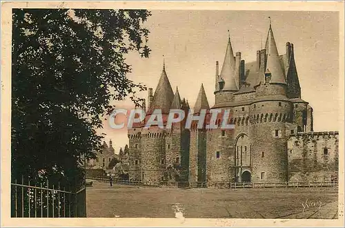 Cartes postales Bretagne-Vitre (lIIe et vilaine)-place du Chateau