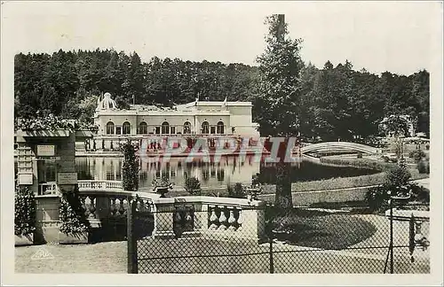Cartes postales Bagnoles de l'Orne -Le casino du lac et le lac