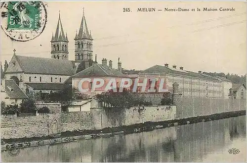 Ansichtskarte AK Melun-Notre Dame et la Maison centrale