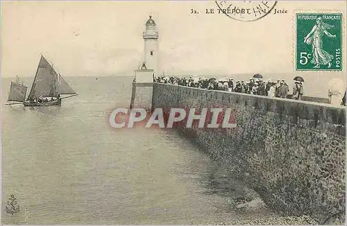 Ansichtskarte AK Le Treport-La Jetee Phare Bateau