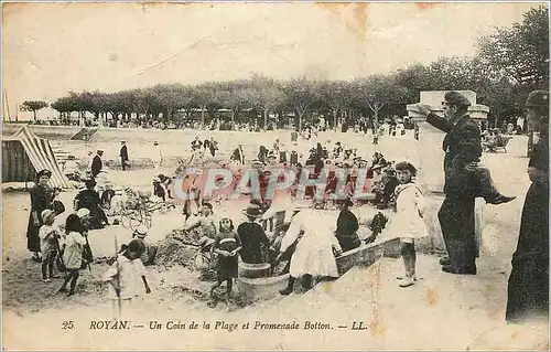 Cartes postales Royan un coin de l plge et promenade Botton LL