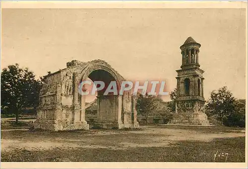 Ansichtskarte AK Emvirons des baux Bouches du Rhone St reny de Provence les Antiques